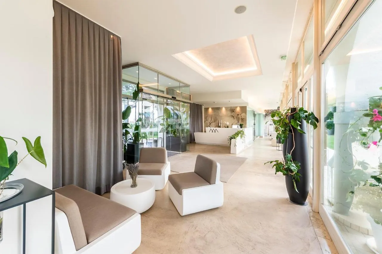 Hotel Villa I Pini Malo